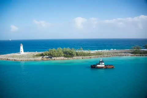 灯台のある海岸 4K壁紙 · ocean · 3840×2563