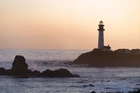 灯台のある海岸 4K壁紙 · ocean · 3840×2560