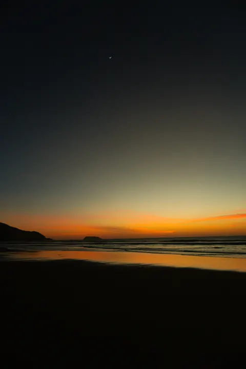 夕焼けグラデーション スマホ壁紙 · gradient · 1440×2160
