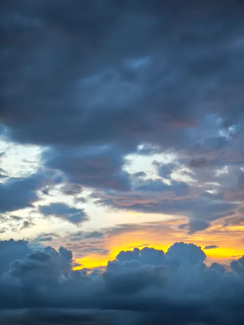 日落渐变 手机壁纸 · gradient · 1440×1920