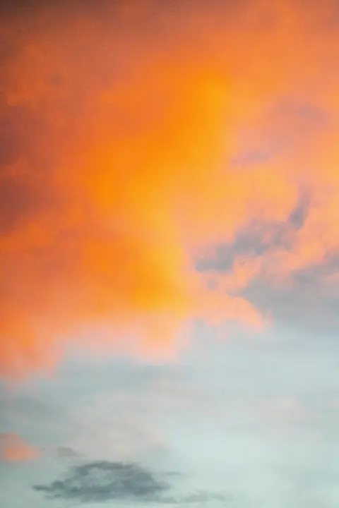 日落渐变 手机壁纸 · gradient · 1440×2159