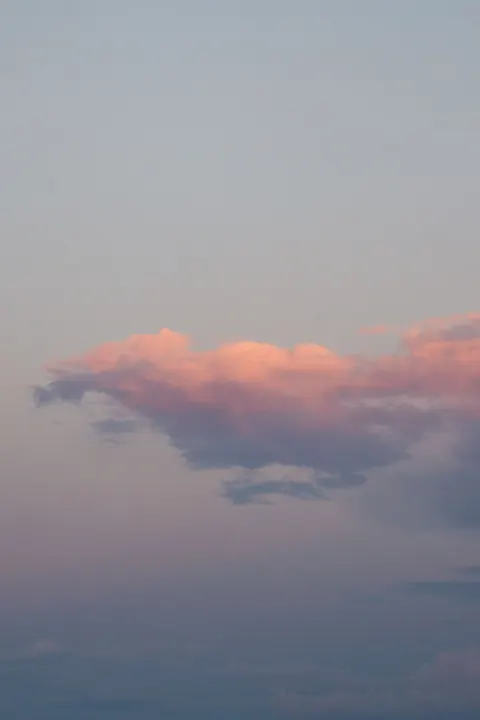 Langit Memudar Wallpaper HP · gradient · 1440×2160