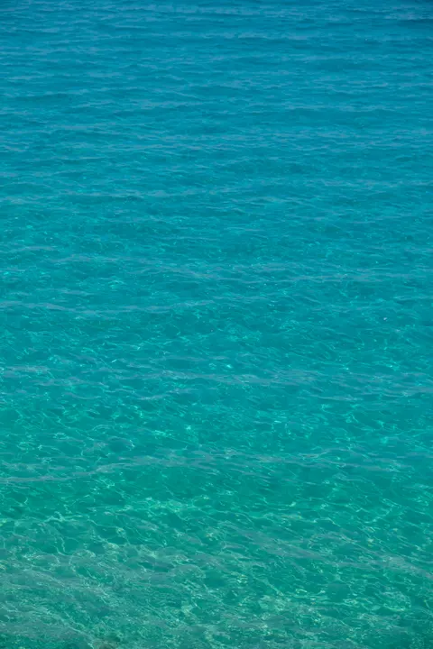 Zanikający błękit Tapeta na Telefon · gradient · 1440×2160