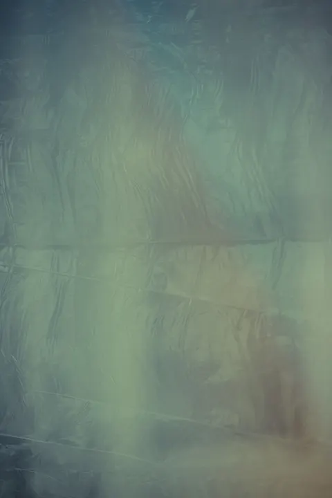 Holographic Phone Wallpaper · gradient · 1440×2160