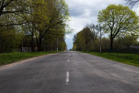 Neblige Straße 4K Hintergrundbild · nature · 3840×2563