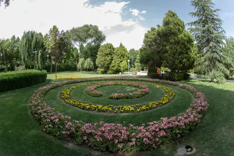 Nazhvan Forest Park-Isfahan-2014-Iran-Photographer Mostafa m 4K Wallpaper · nature · 3840×2560
