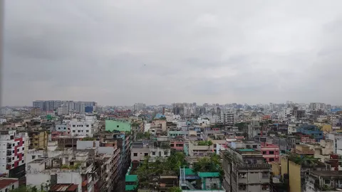 A panoramic view of the city skyline from a high-rise buildi 4K Wallpaper · city · 3840×2160