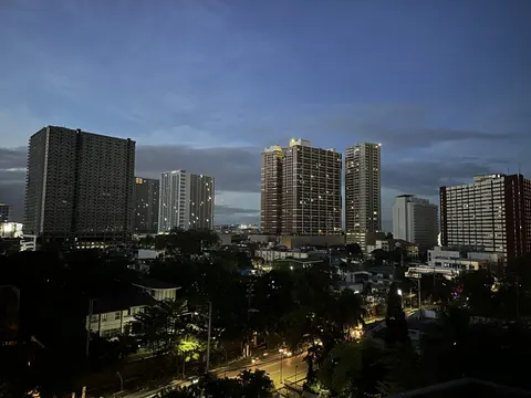 Manila, Philippines—A city skyline at dusk with several tall 4K Wallpaper · city · 3840×2880