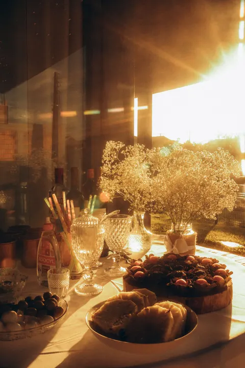 الساعة الذهبية خلفية للجوال · aesthetic · 1440×2160
