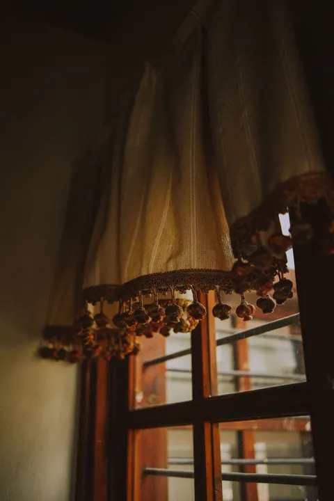 Ánh Sáng Qua Rèm Hình Nền Điện Thoại · aesthetic · 1440×2160