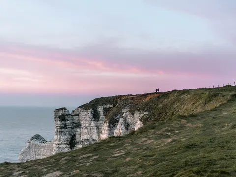 Hình nền Vách Đá Bên Đại Dương 4K · ocean · 3840×2880