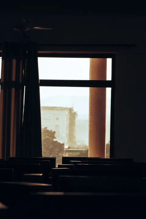 窗帘光影 手机壁纸 · aesthetic · 1440×2160