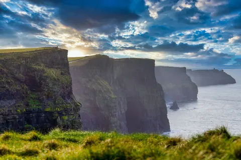 Hình nền Vách Đá Bên Đại Dương 4K · ocean · 3840×2560