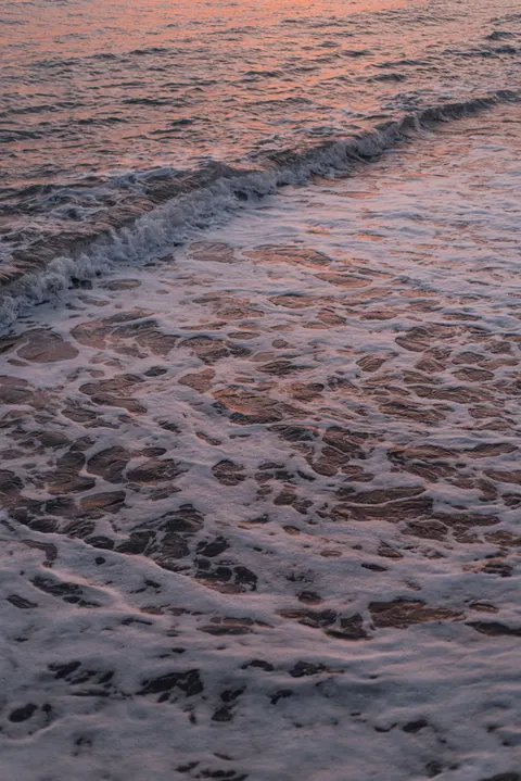Suasana Pantai Wallpaper HP · aesthetic · 1440×2157