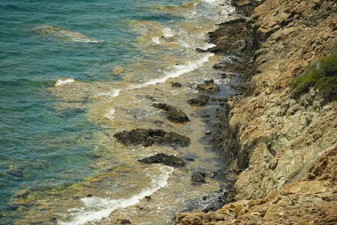 海崖 4K桌布 · ocean · 3840×2560