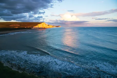 Hình nền Vách Đá Bên Đại Dương 4K · ocean · 3840×2560