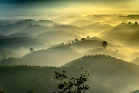 Misty Valley 4K Wallpaper · nature · 3840×2561