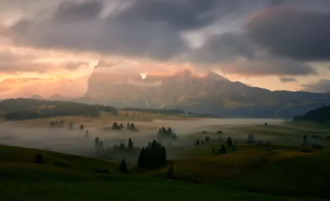 Misty Valley 4K Wallpaper · nature · 3840×2344