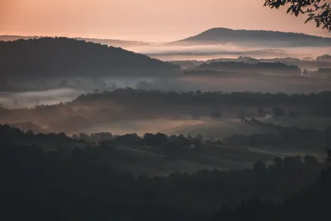 Обои Туманная долина 4K · nature · 3840×2560
