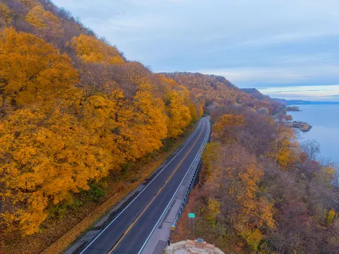 Autumn River 4K Wallpaper · nature · 3840×2880