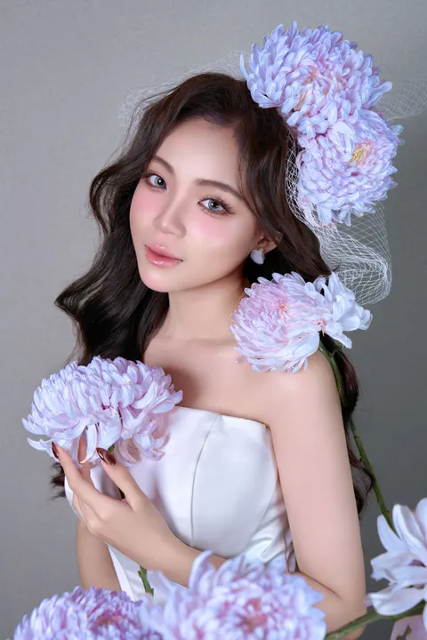 Soft Bloom Phone Wallpaper · aesthetic · 1440×2159
