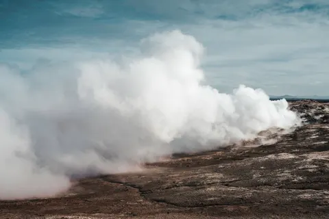 Hot Spring 4K Wallpaper · nature · 3840×2560
