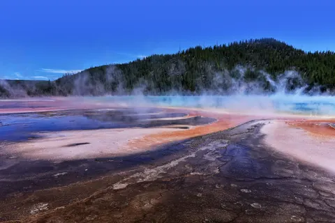 Hot Spring 4K Wallpaper · nature · 3840×2563