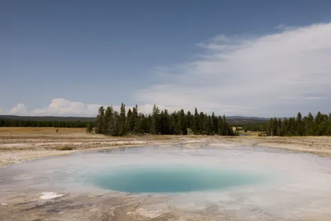 Hot Spring 4K Wallpaper · nature · 3840×2561