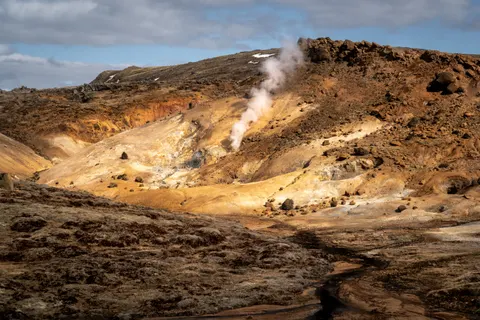 Hot Spring 4K Wallpaper · nature · 3840×2560