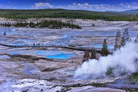 Hot Spring 4K Wallpaper · nature · 3840×2563