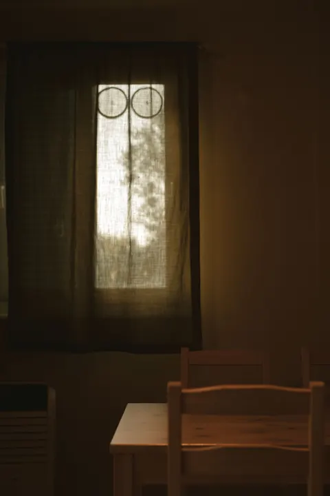 Curtain Light Phone Wallpaper · aesthetic · 1440×2160