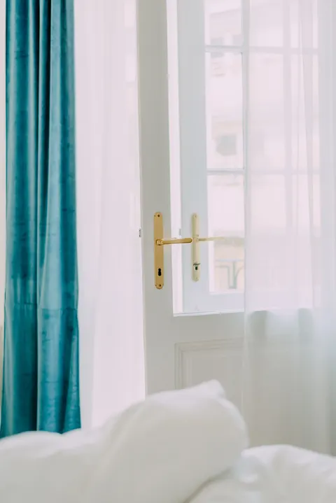 Curtain Light Phone Wallpaper · aesthetic · 1440×2157