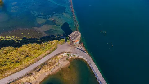 海岛航拍 4K壁纸 · ocean · 3840×2160