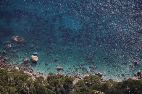 Insel aus der Luft 4K Hintergrundbild · ocean · 3840×2561