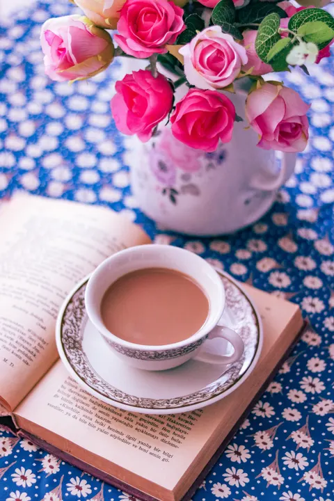 Soft Still Life Phone Wallpaper · aesthetic · 1440×2160