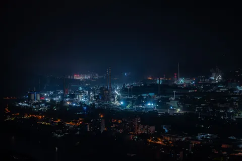City Skyline at Night 4K Wallpaper · city · 3840×2563
