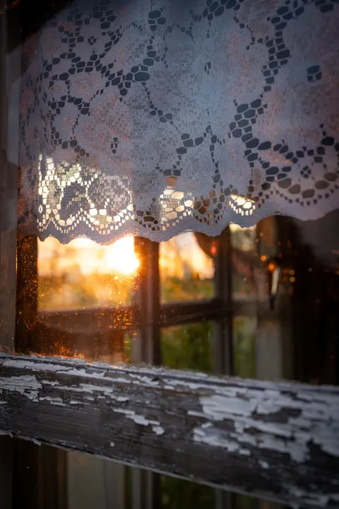 Curtain Light Phone Wallpaper · aesthetic · 1440×2159