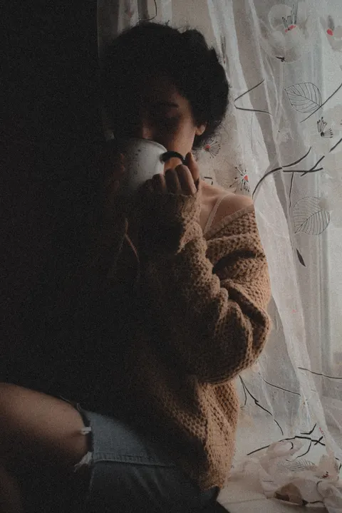 Curtain Light Phone Wallpaper · aesthetic · 1440×2160