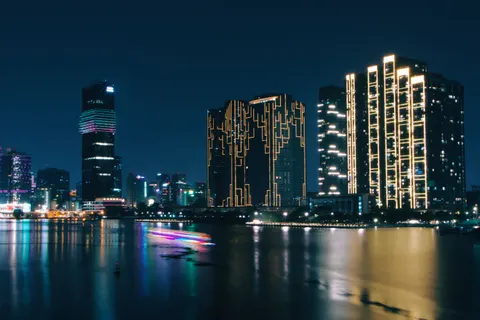 城市夜景天际线 4K壁纸 · city · 3840×2560