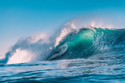 Surf Wave 4K Wallpaper · ocean · 3840×2560