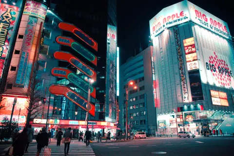 Fondo de pantalla Calle de Neón 4K · city · 3840×2560