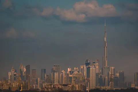 Dubai Skyline 4K Wallpaper · city · 3840×2560