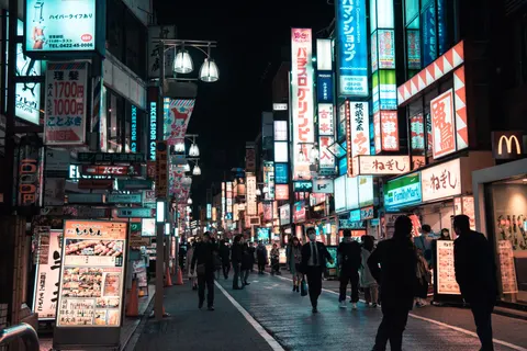 Hình nền Phố Neon 4K · city · 3840×2563