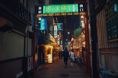 霓虹街道 4K桌布 · city · 3840×2560