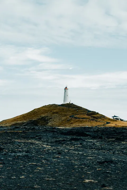 Lighthouse Phone Wallpaper · vertical · 1440×2160