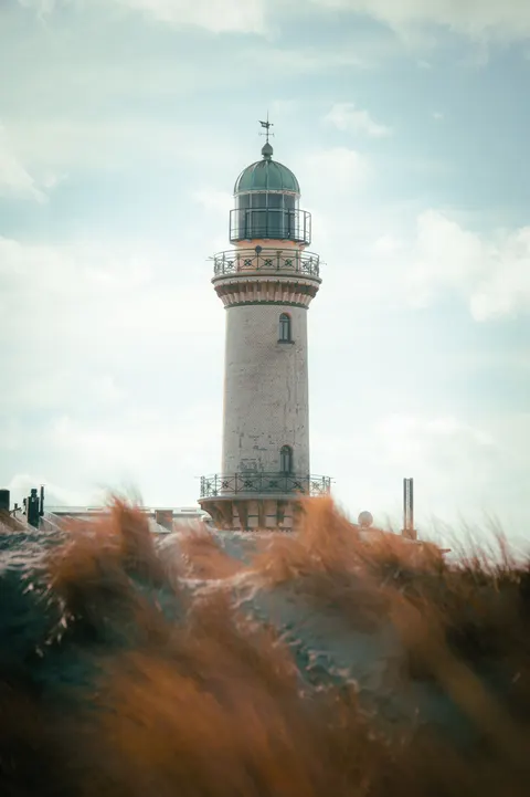 Lighthouse Phone Wallpaper · vertical · 1440×2164