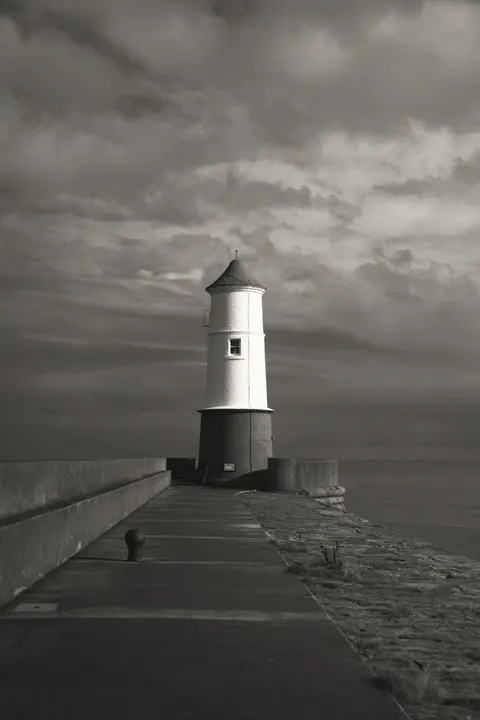 Lighthouse Phone Wallpaper · vertical · 1440×2160
