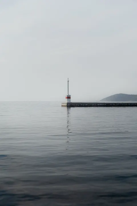 Lighthouse Phone Wallpaper · vertical · 1440×2160