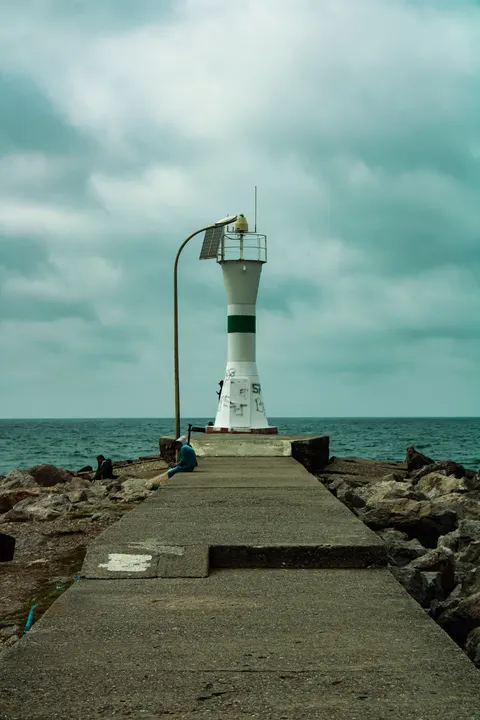 Lighthouse Phone Wallpaper · vertical · 1440×2160
