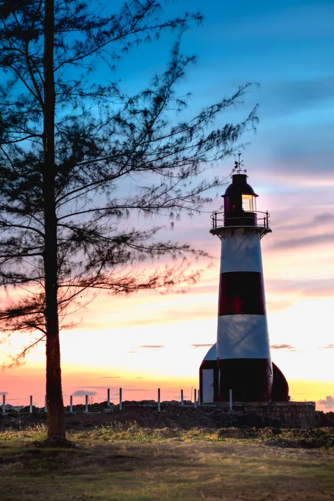Lighthouse Phone Wallpaper · vertical · 1440×2159